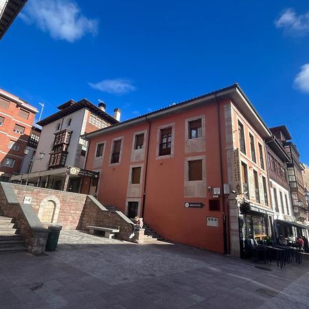 Apartamentosarturo Llanes Laplaza Atico Centrico Exterior foto